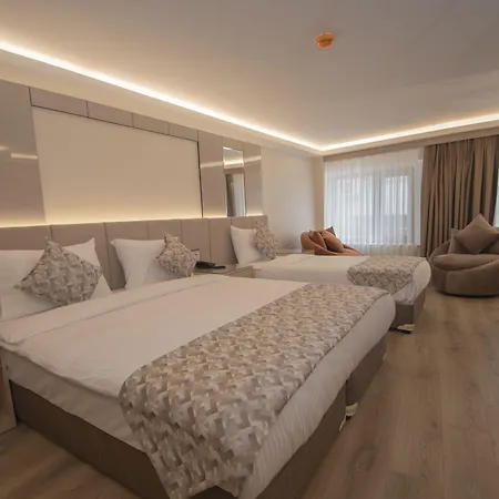 Hotel Vera Life